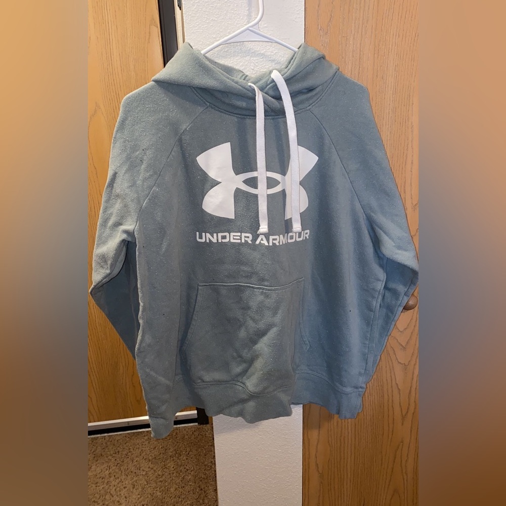 Under Armour sweatshirt